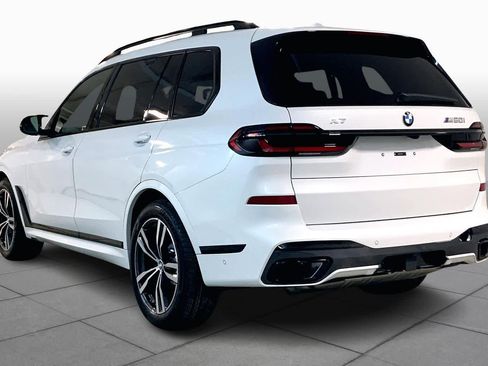 New 2026 BMW X7 M60i image 12