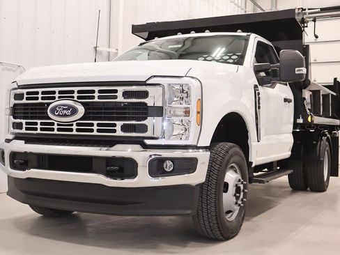 New 2025 Ford F350 XL w/ XL Chrome Package image 5