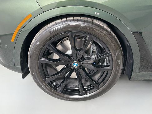 New 2026 BMW X7 xDrive40i w/ Executive Package image 34