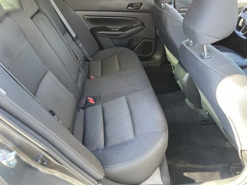 Used 2024 Nissan Altima 2.5 S image 12