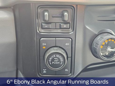 New 2025 Ford F350 XLT w/ Black Appearance Package image 27