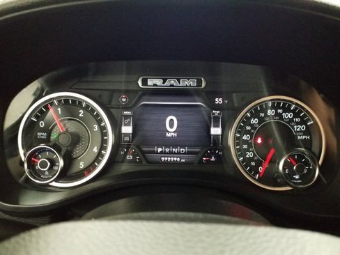 Used 2021 RAM 1500 Laramie image 11