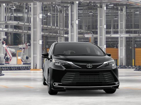 New 2026 Toyota Sienna Limited AWD/4WD image 16
