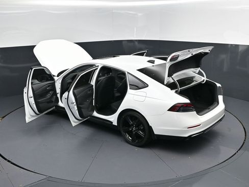 Used 2024 Honda Accord Sport image 47