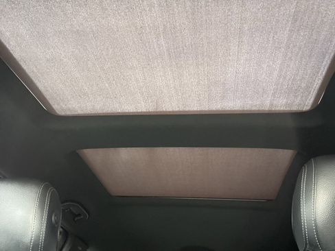 Used 2018 Mercedes-Benz GLS 450 4MATIC image 11