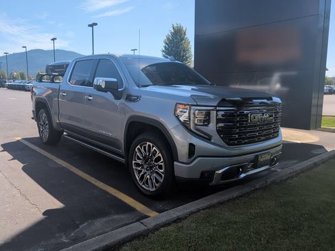 Used 2025 GMC Sierra 1500 Denali Ultimate AWD/4WD image 3