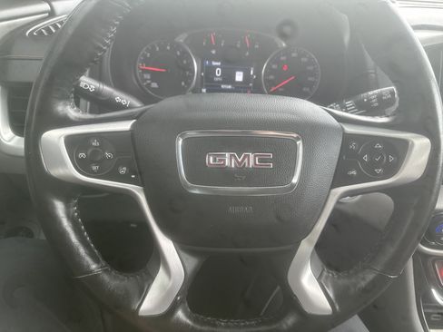 Used 2018 GMC Terrain SLT w/ Preferred Package FWD image 16