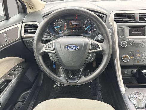 Used 2019 Ford Fusion S FWD image 13