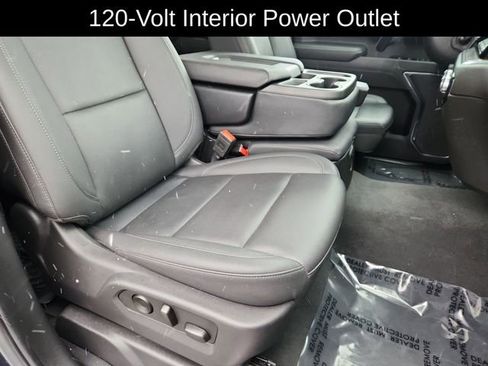 Used 2025 GMC Sierra 1500 SLT image 25