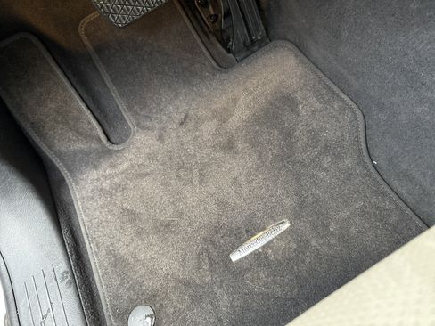 Used 2020 Mercedes-Benz GLE 350 4MATIC image 32