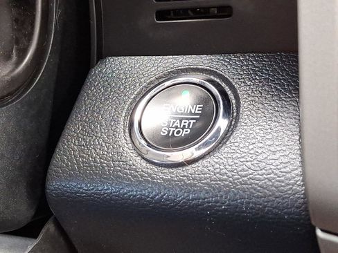 Used 2022 Ford F250 Lariat w/ Black Appearance Package image 22