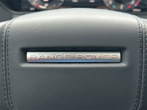 Used 2025 Land Rover Range Rover Velar Dynamic SE image 38