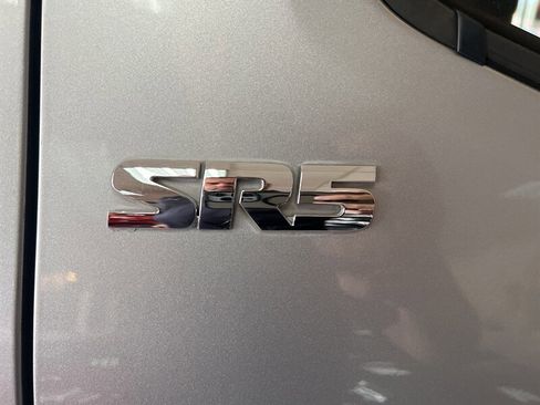 Used 2020 Toyota Tacoma SR5 image 32