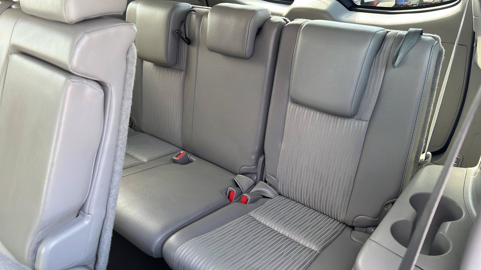 Used 2019 Toyota Highlander Plus AWD/4WD image 17