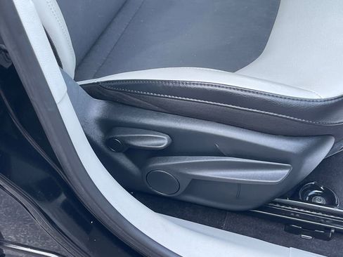 Used 2019 Jeep Compass Latitude image 14