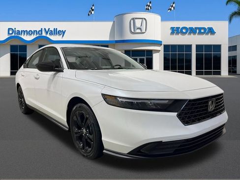 New 2025 Honda Accord SE image 1