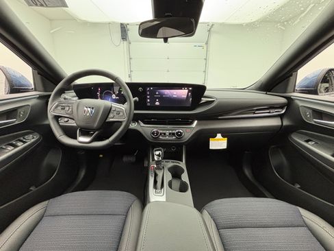 New 2026 Buick Envista Preferred w/ Convenience I Package FWD image 3