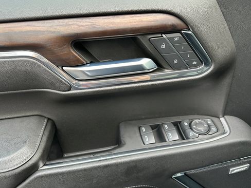 Used 2023 GMC Sierra 1500 SLT w/ SLT Premium Plus Package image 15