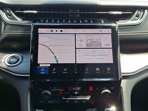 Used 2021 Jeep Grand Cherokee L Limited image 19