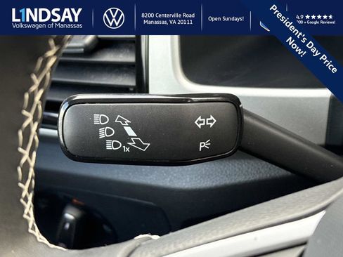 Used 2023 Volkswagen Atlas Cross Sport SE image 22