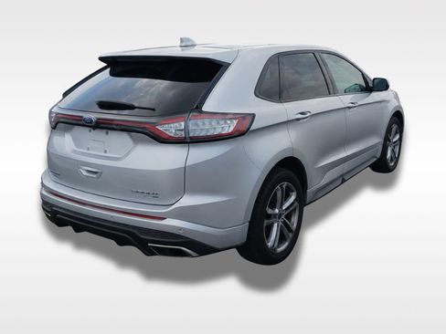 Used 2018 Ford Edge Sport w/ Technology Package AWD/4WD image 4