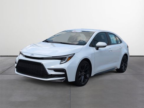 Certified 2026 Toyota Corolla SE FWD image 2