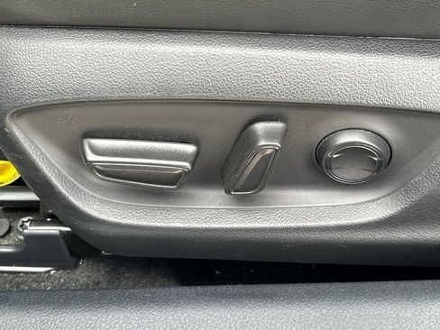 Used 2021 Toyota Camry XSE image 22