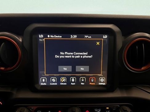 Used 2023 Jeep Gladiator Mojave w/ Cold Weather Group AWD/4WD image 18