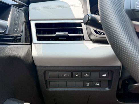 New 2025 Mitsubishi Outlander 4WD Plug-In Hybrid image 42