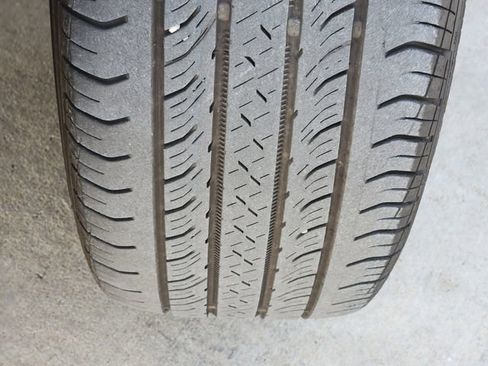 Used 2024 Chevrolet Trax RS w/ Sunroof Package image 12