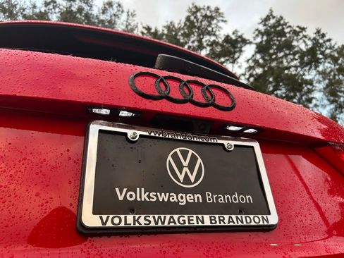 Used 2023 Audi Q3 2.0T Premium w/ Black Optic Sport Package image 38