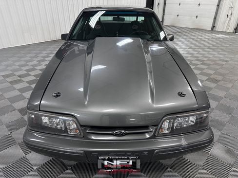 Used 1988 Ford Mustang LX RWD image 4