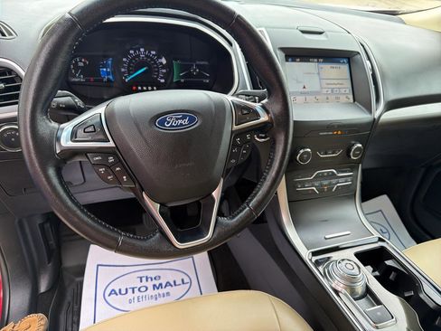 Used 2019 Ford Edge SEL w/ Equipment Group 201A image 24