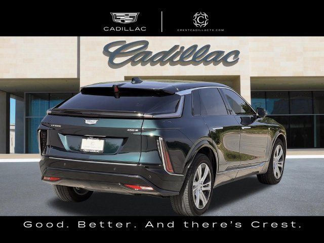 Certified 2024 Cadillac Lyriq Tech RWD image 3