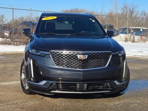 Used 2020 Cadillac XT6 Premium Luxury image 7