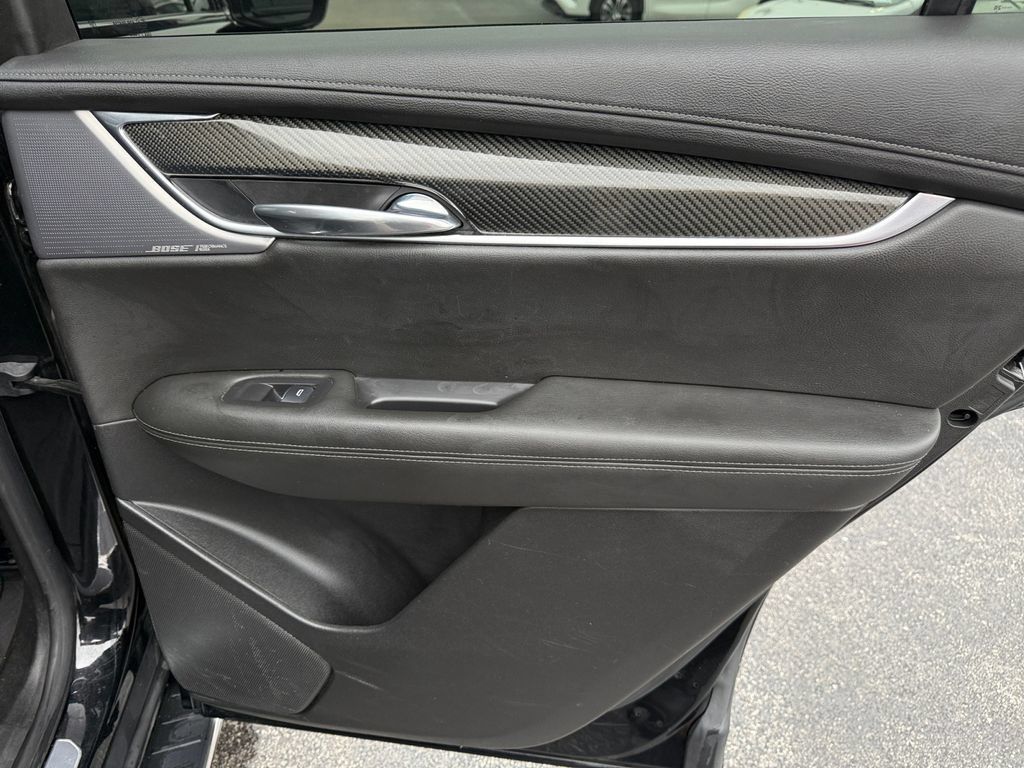 Used 2021 Cadillac XT6 Sport AWD/4WD image 20