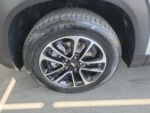 Certified 2024 Chevrolet TrailBlazer LT AWD/4WD image 31