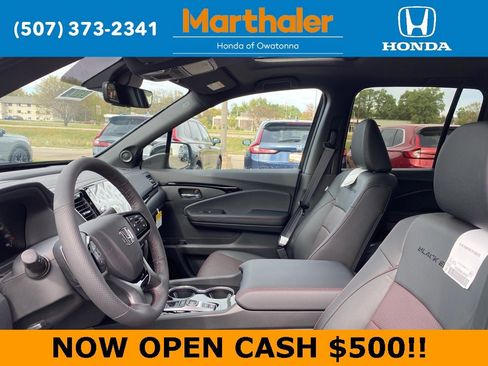 New 2026 Honda Ridgeline Black Edition image 9