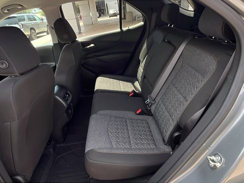 Used 2024 Chevrolet Equinox LT FWD image 24