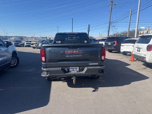 Used 2020 GMC Sierra 1500 Elevation w/ Elevation Value Package image 8