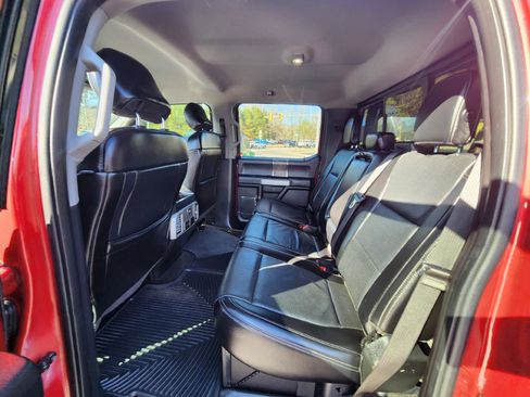 Used 2017 Ford F250 Lariat w/ Chrome Package image 10