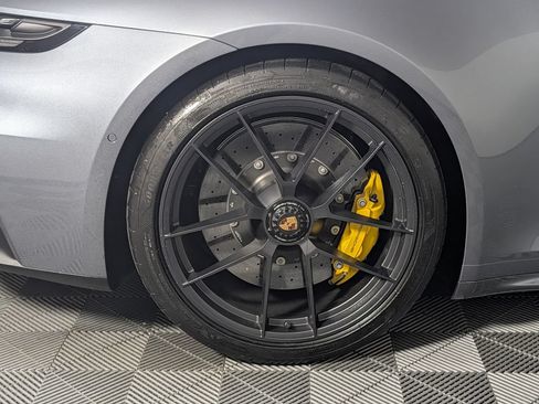 Certified 2025 Porsche 911 Carrera 4 GTS AWD/4WD image 13