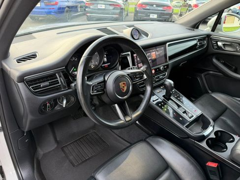 Used 2022 Porsche Macan S AWD/4WD image 17