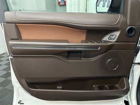 Used 2024 Ford Expedition Max King Ranch image 16