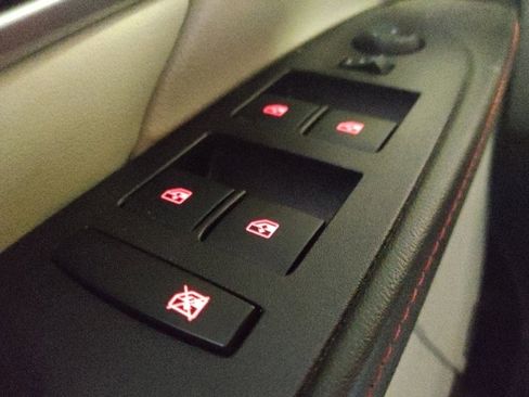 Used 2015 GMC Terrain SLT w/ Safety Package FWD image 27