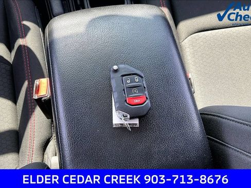 Used 2021 Jeep Wrangler Unlimited Rubicon AWD/4WD image 11