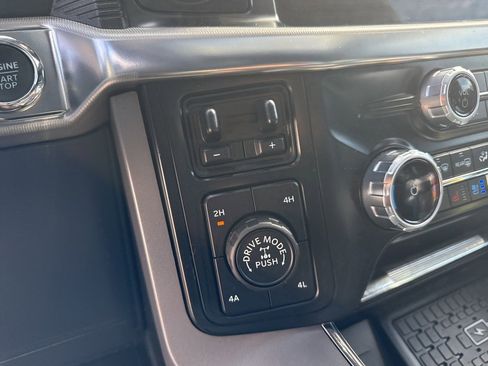 Used 2024 Ford F150 Lariat w/ Equipment Group 502A High image 9