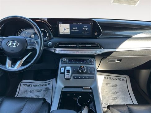 Used 2021 Hyundai Palisade Limited image 11