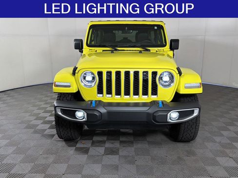 Used 2022 Jeep Wrangler Unlimited Sahara w/ Cold Weather Group AWD/4WD image 4