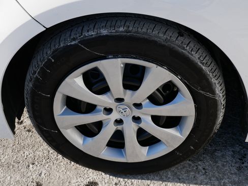 Certified 2024 Toyota Corolla LE image 15